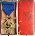 Germany WW2 40 Years Service Cross in Case